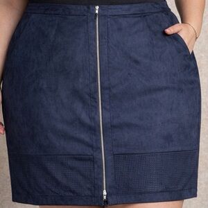 NWT Mynt 1792 Navy Blue Vegan Suede Center Zip Pencil Skirt w/ Perforated Trim